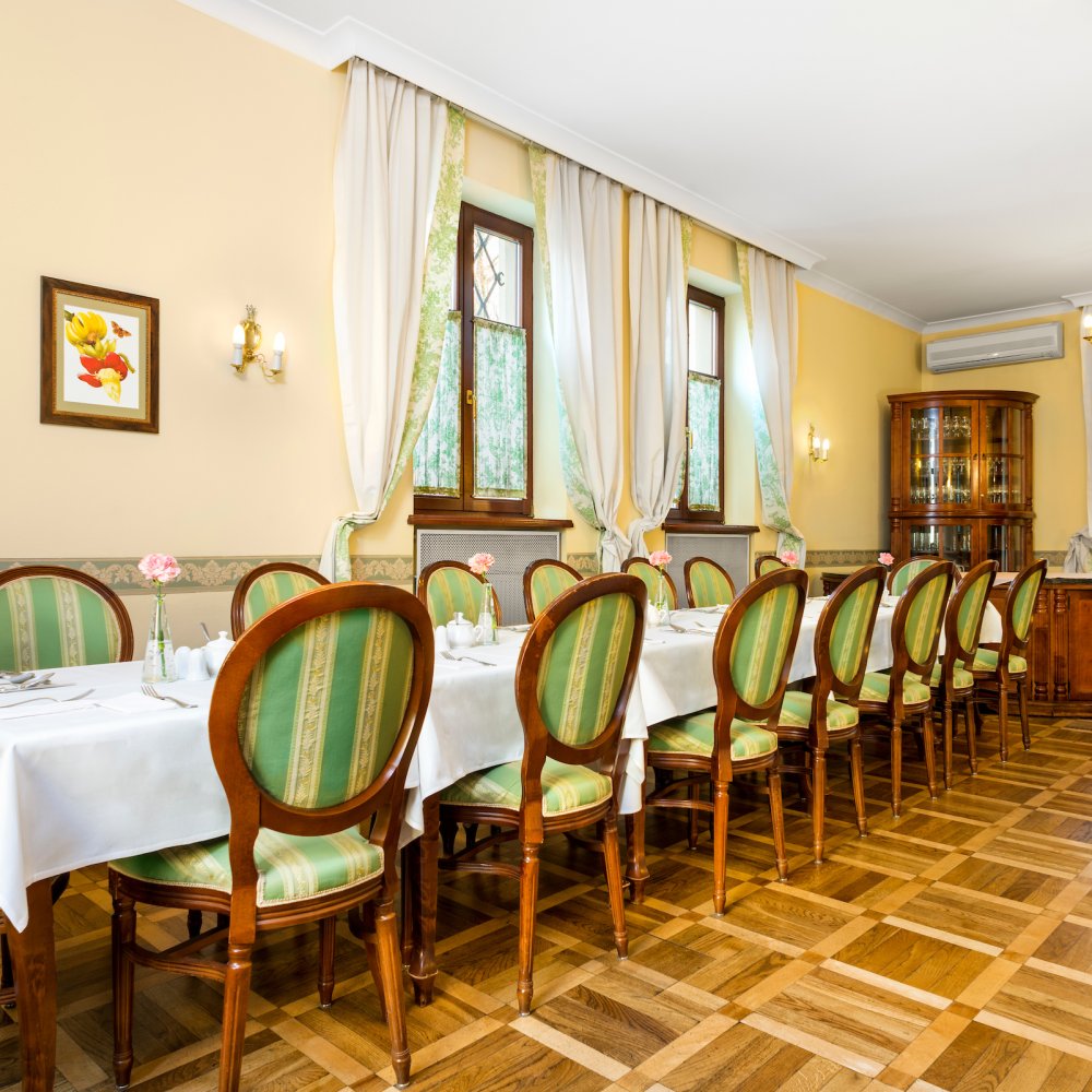 Hotel Maltański - The conference, training, and family room